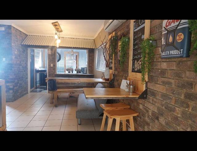 5 BEDROOM HOUSE FOR SALE IN BOKSBURG NORTH